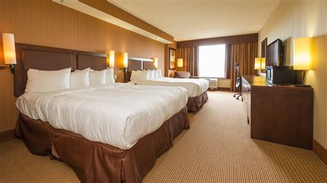 quality inn & suites lévis.